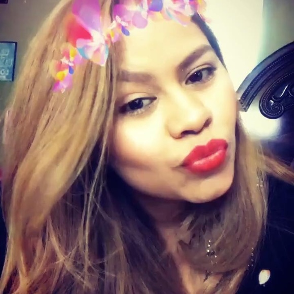 Meet your Posher, Carmen - Picture 1 of 1